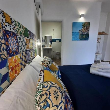 B&B Lastracu Кастеламаре дел Голфо Екстериор снимка